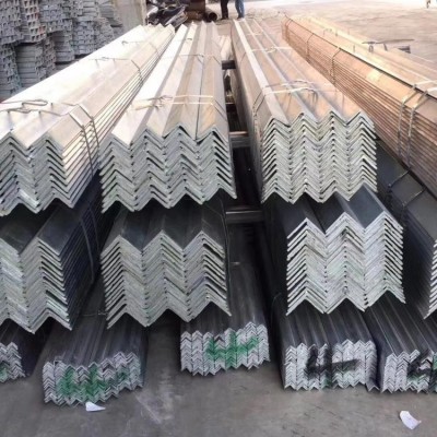 广东厂家供应等边热轧角钢 镀锌角铁 建筑支架q235b热镀锌角钢图5