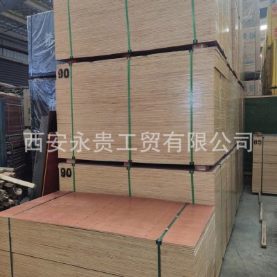 建筑桥梁用竹胶板批发 多层木工板小红板 西安供应小红板厂家图4