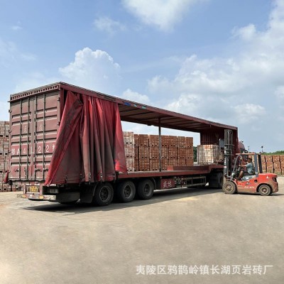湖北宜昌厂家加工定制陶土砖 民用土窑烧制红砖 人行道实心砖地铺图4
