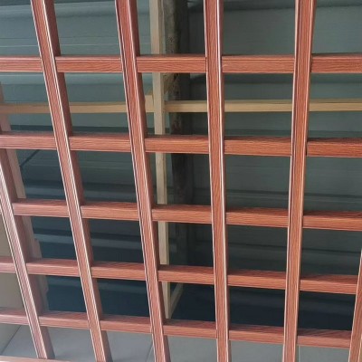 厂家直发铝格栅学校办公室吊顶格栅材料铝合金木纹格栅天花图2