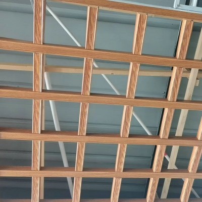 厂家直发铝格栅学校办公室吊顶格栅材料铝合金木纹格栅天花图3