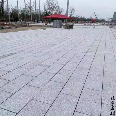 花岗岩芝麻白火烧板芝麻灰芝麻黑黄锈石黄金麻干挂石材广场地铺石图3