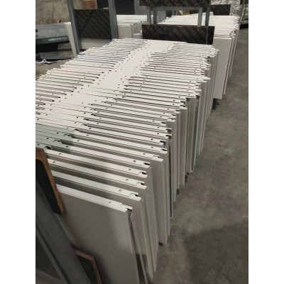 600X600集成吊顶工程铝天花60*60冲孔铝扣板办公室铝合金天花板工图3