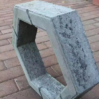 厂家直供河道混凝土连锁护坡砖水泥制品六棱砖植草砖空心六角砖图4