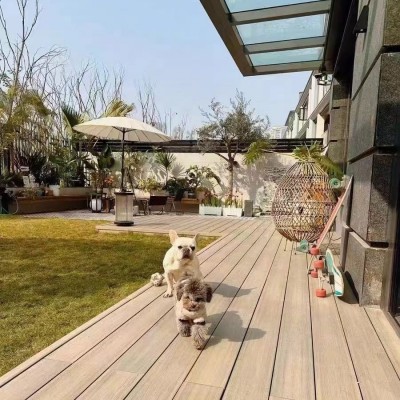 户外露台方孔塑木地板在线压花防滑圆孔共挤生态木塑实心仿木板条图4