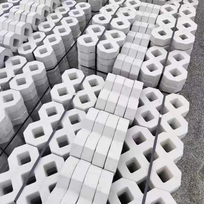 400*400*70 双8植草砖混凝土停车场车位种草砖市政园林绿化草坪砖图4