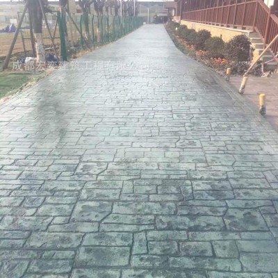 四川压花地坪销售厂家，印花路面施工单位压印材料脱模粉批发水泥图2