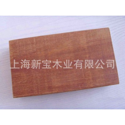 生产供应山樟防腐木板材 进口品质耐腐蚀山樟实木板材原木现货图5