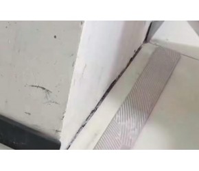 不可忽视的细节：踢脚线设计美学与实用技巧