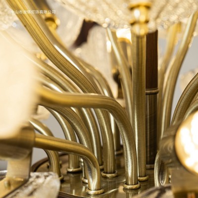 客厅吊灯法式复古中古轻奢主灯2025年新款大气美式胡桃木灯具图4