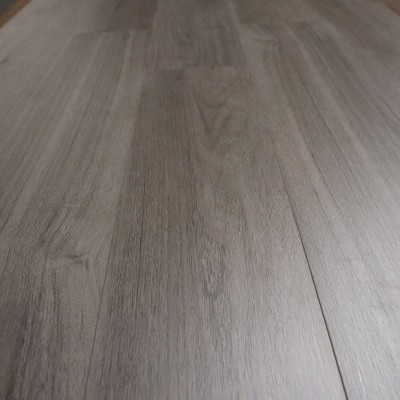 现货时尚家装锁扣地板防水防刮木纹地板室内非金属矿物芯阻燃地板图4