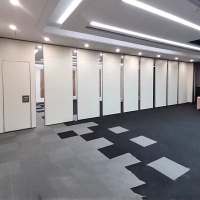 酒店宴会厅活动隔断墙饭店包厢会议室吊挂隔音推拉铝合金移动屏风图3